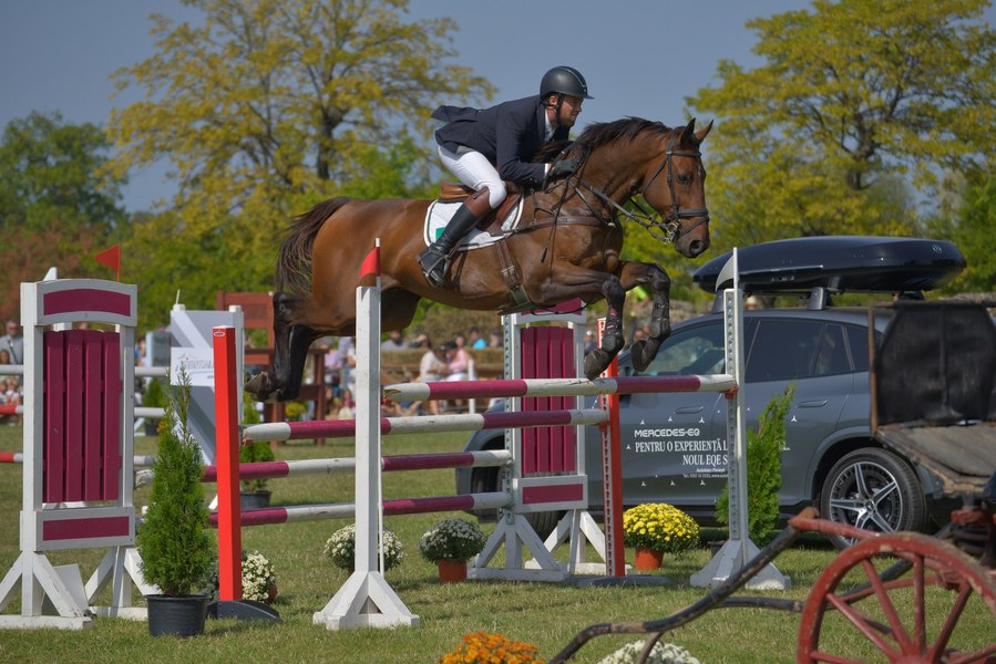 Karpatia Horse Show 2025, un deceniu de echitație pe Domeniul Cantacuzino Florești din Prahova