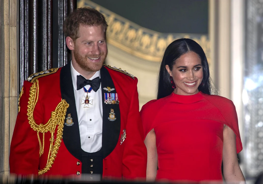 Meghan Markle în roșu, Profimedia (3) jpg