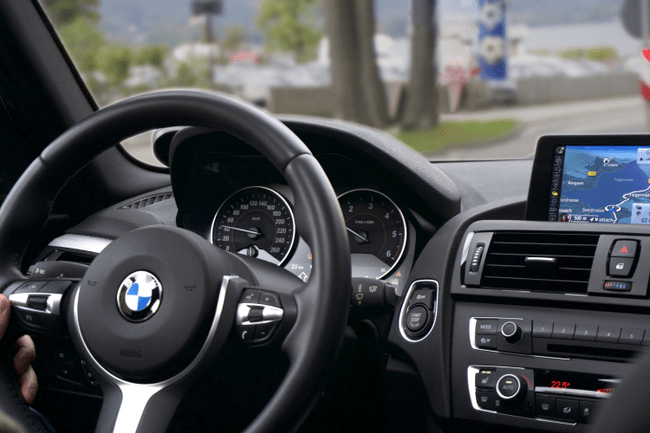 Un tânăr de 18 ani a rămas fără BMW. Motivul pentru care Curtea de Apel Cluj i-a confiscat mașina