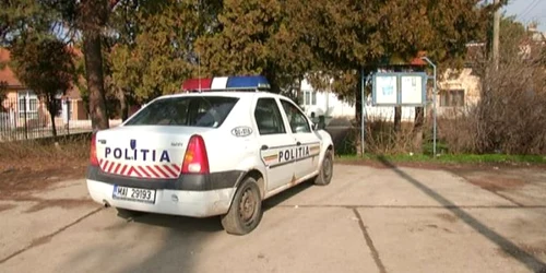 Postul de Poliţie din comuna Cârcea cu lacătul pe uşă