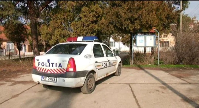 Postul de Poliţie din comuna Cârcea cu lacătul pe uşă