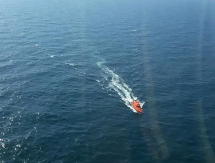 Căutări pescari dispăruţi FOTO INspectoratul General de Aviaţie