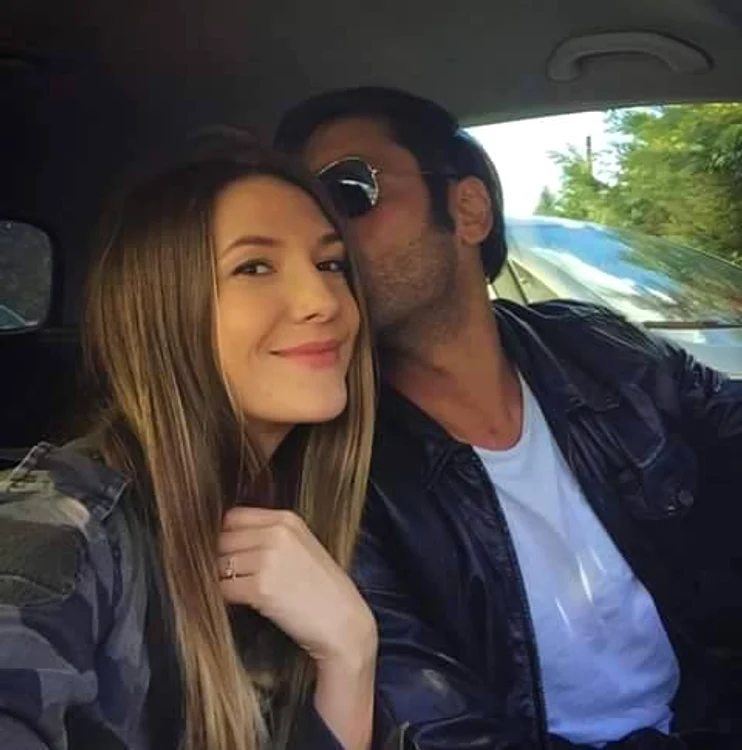 
    Adela Popescu şi Radu Vâlcan vor o familie numeroasăfoto: arhiva personală  