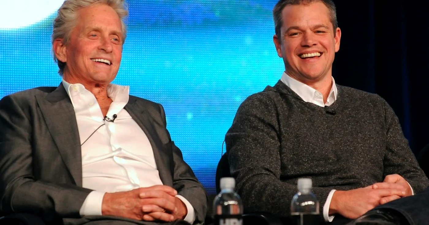 Actorii Michael Douglas şi Matt Damon, protagoniştii peliculei „Behind the Candelabra“ FOTO Reuters