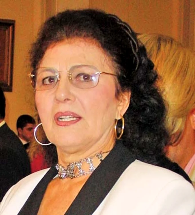 Solista şi-a amintit despre momentele mai puţin plăcute din viaţăFoto: Arhivă personală