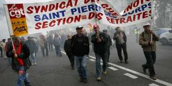 Sindicatele franceze protestează 