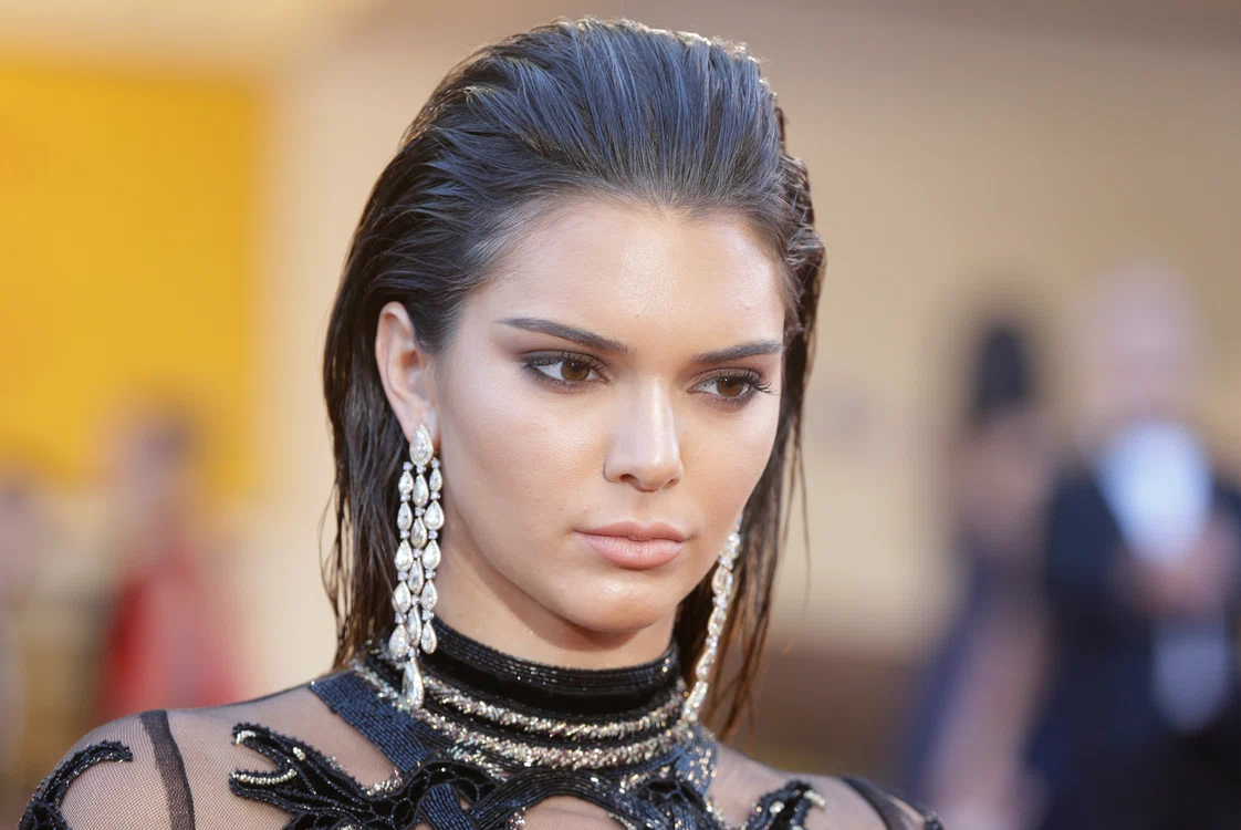 
    Kendall Jenner a atras toate privirile cu ținuta sa la FEstivalul de Film de la CannesFoto AP  