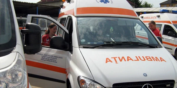 70% din ambulanţe  vor ajunge la fier vechi