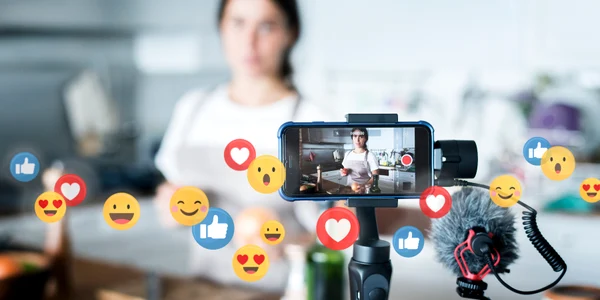Influencer filmat   foto shutterstock jpg