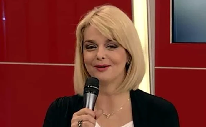 
    Iuliana Marciuc, şefa delegaţiei României şi producător al Selecţiei Naţionale Eurovision 2016 Foto: Captură Prima TV  