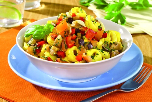 tortellini cu legume jpeg