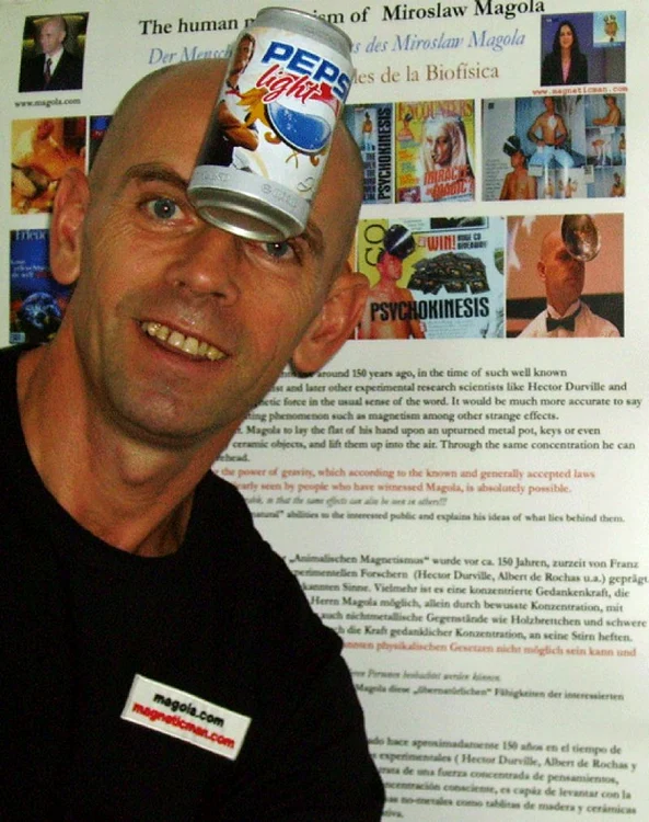 Miroslaw Magola, omul magnet (Photoland / Caters)
