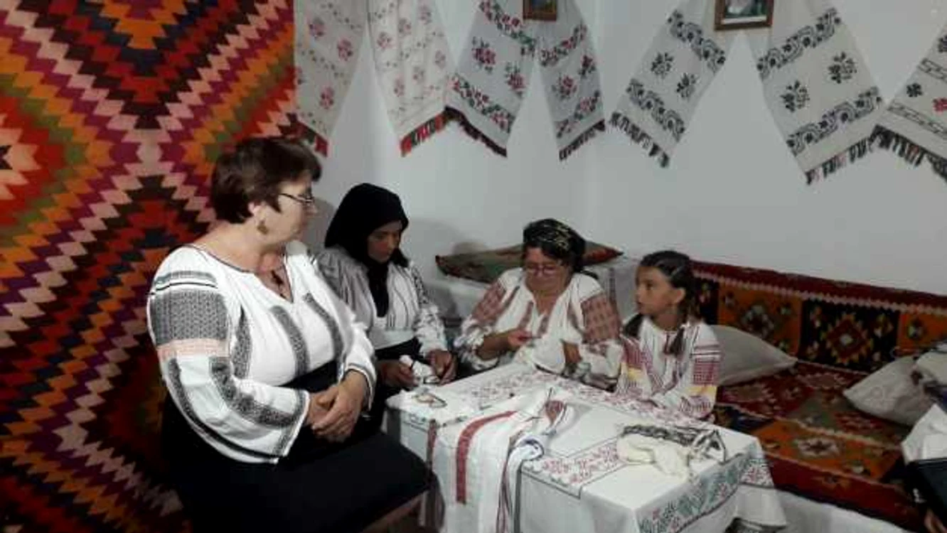 ia cu altiţă - foto facebook ministerul culturii