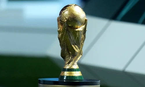 Trofeu World Cup (EPA) jpg