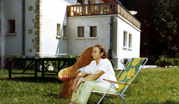 Elena Ceaușescu în vacanța de vară a anului lui 1976 (© „Fototeca online a comunismului românesc”)