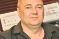 Impresarul Radu Baron le trânteşte uşa n nas solistelor fără voce  jpeg