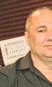 Impresarul Radu Baron le trânteşte uşa n nas solistelor fără voce  jpeg