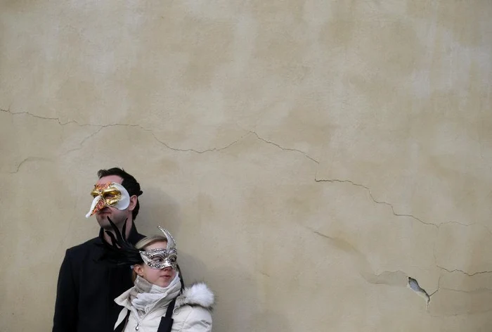 Ziua de sâmbătă a fost rezervată zombilor, în cadrul Carnavalului de la Veneţia (Foto: Reuters)