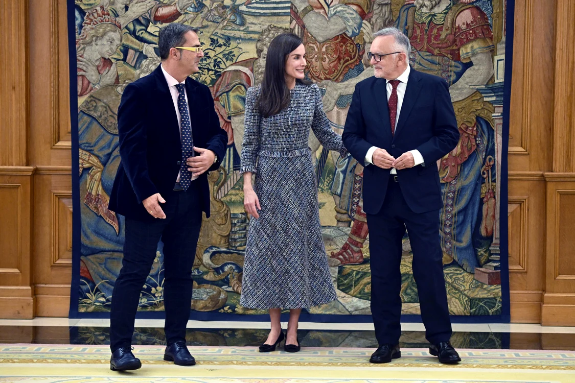 Regina Letizia a Spaniei s a întâlnit cu directorul Spitalului Sant Joan de Déu, Profimedia (2) jpg