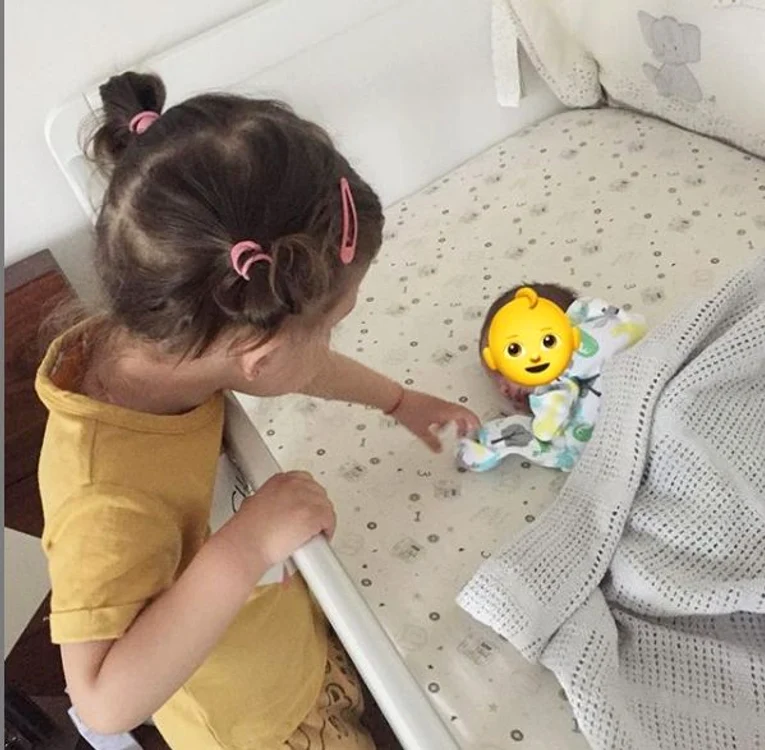 Prima întâlnire dintre copiii Simonei Gherghe 