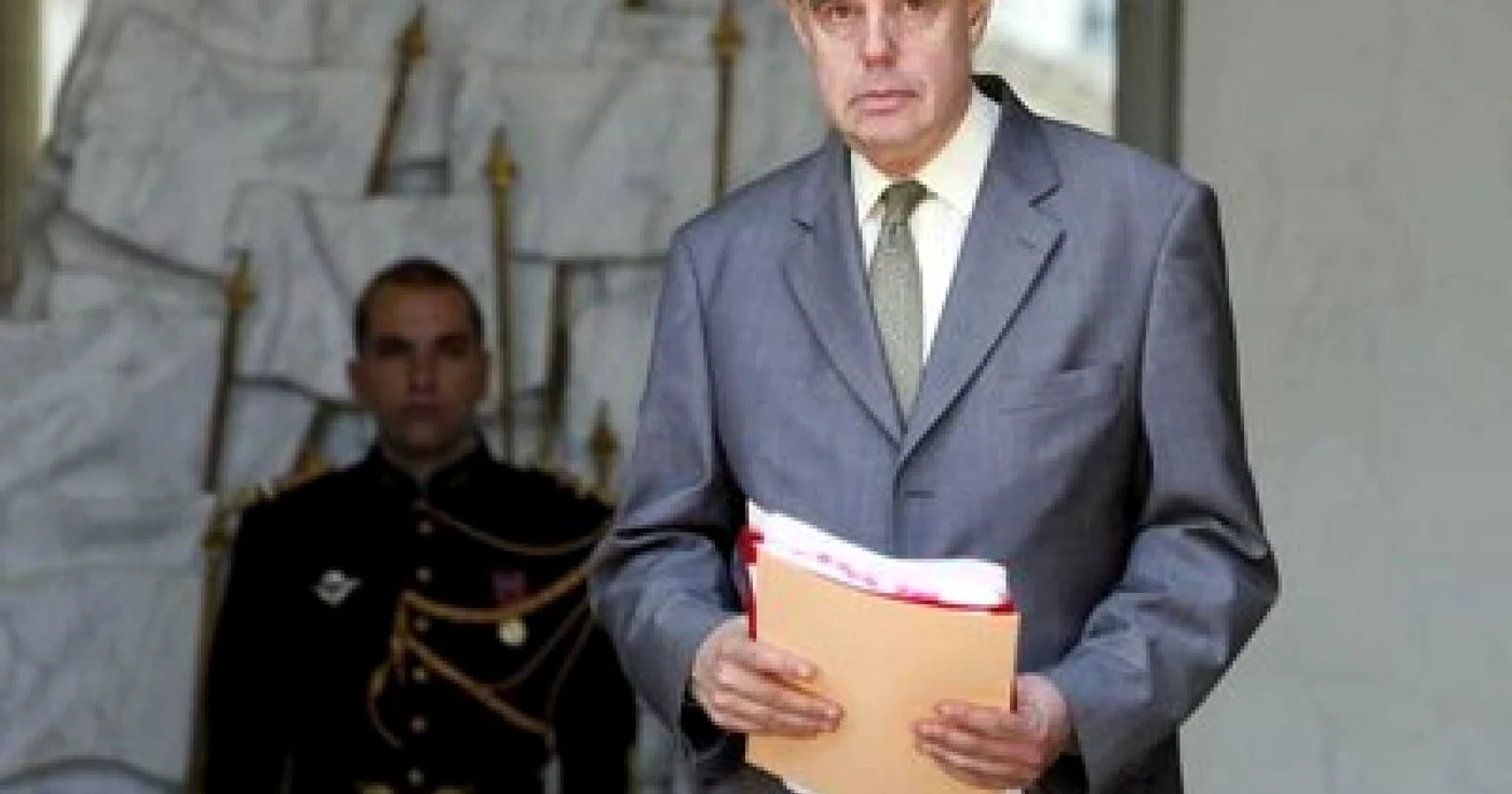 Minitrul francez al culturii, fluierat şi insultat