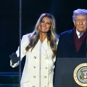 Melania Trump a aprins bradul național de Crăciun la Washington FOTO AFP