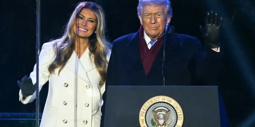 Melania Trump a aprins bradul național de Crăciun la Washington FOTO AFP