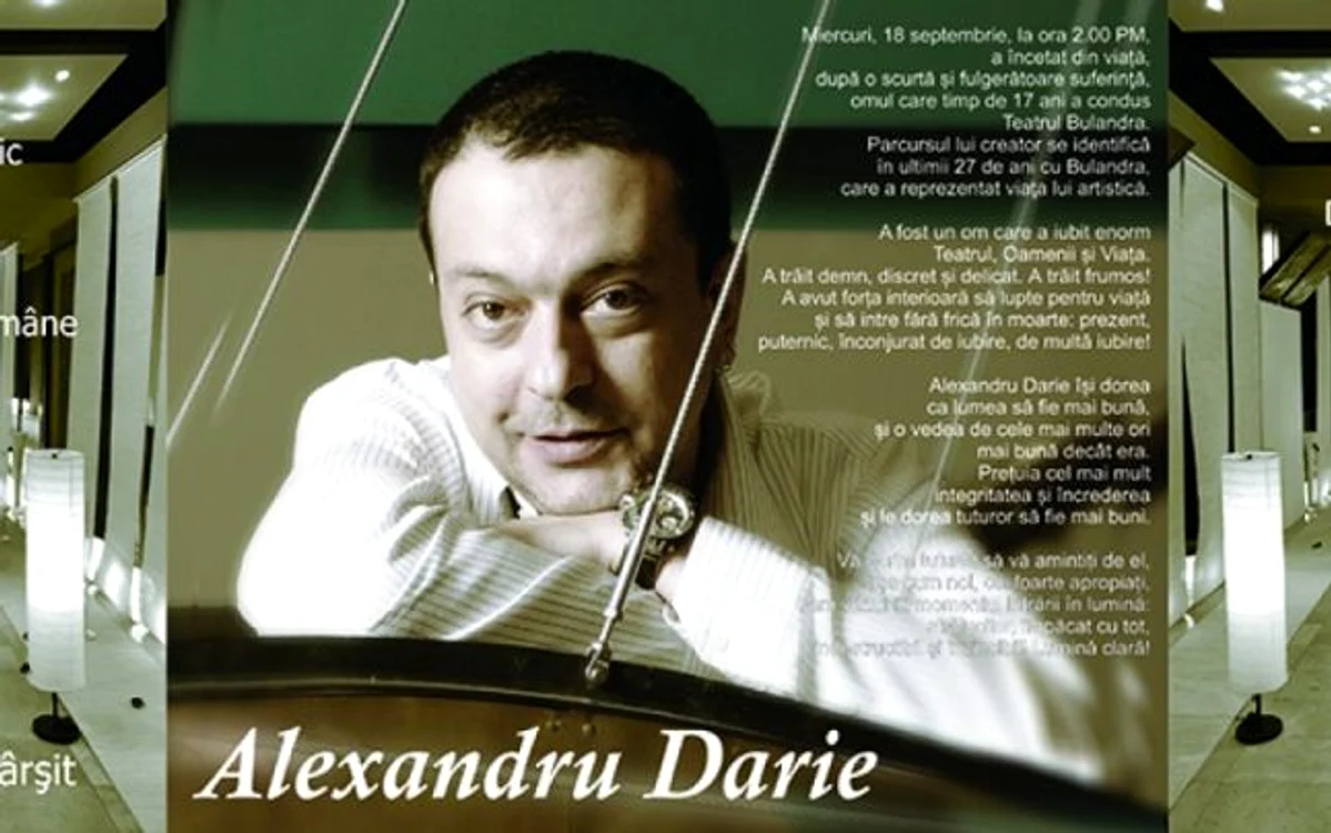 La Teatrul Bulandra domină postere uriaşe cu Alexandru Darie şi ard tot timpul lumănări de la moartea acestuia  FOTO: Inquam Photos