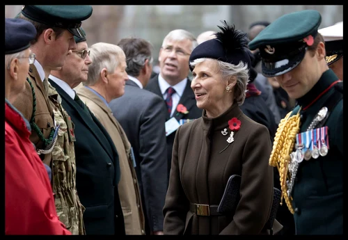 Ducesa de Glucester îi ține locul Reginei Camilla