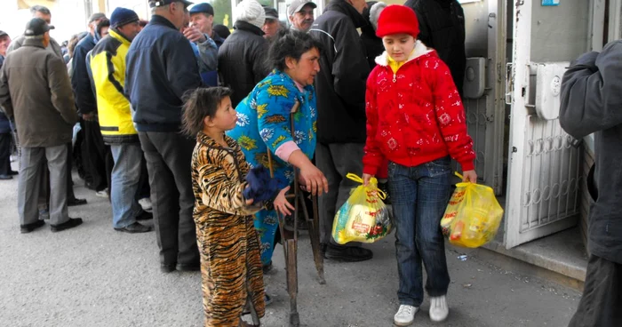 Copiii vor primi cadouri doar de Crăciun