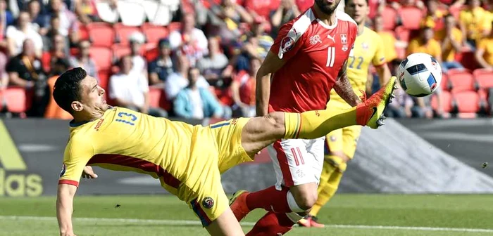 Săpunaru în duel cu Behrami