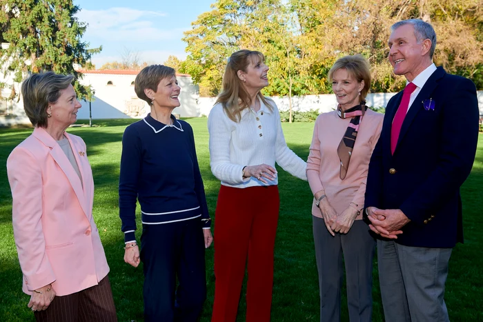 Majestatea Sa Margareta Principele Radu Elena Maria și Sofia foto FB2 jpg