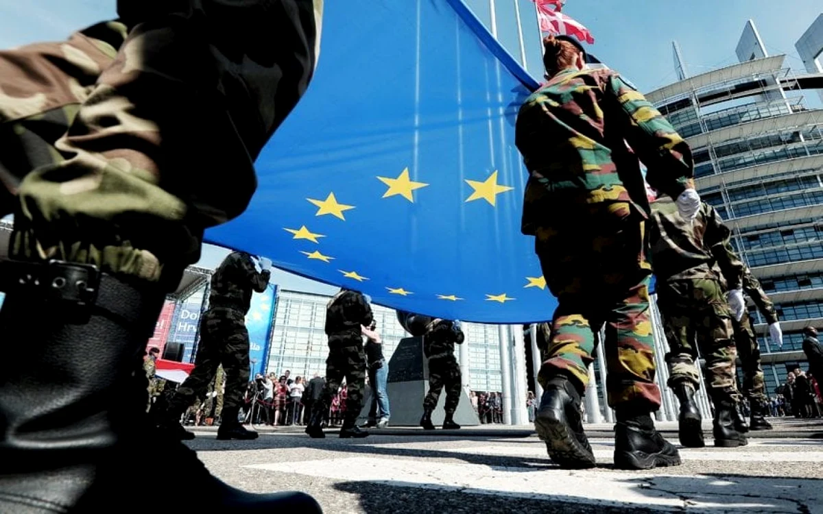  Iranul declară „teroriste” armatele europene FOTO: AFP