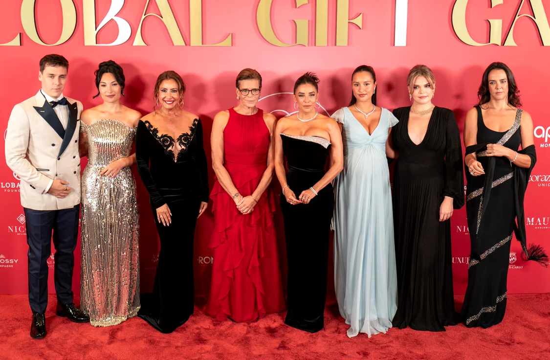 Maria Bravo și Eva Longoria s-au bucurat să fie în compania Prințesei Stephanie și a copiilor ei.