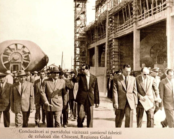Combinatul de la Chiscani vizitat de conducătorii partidului FOTO: colecționar Valerică Butoi