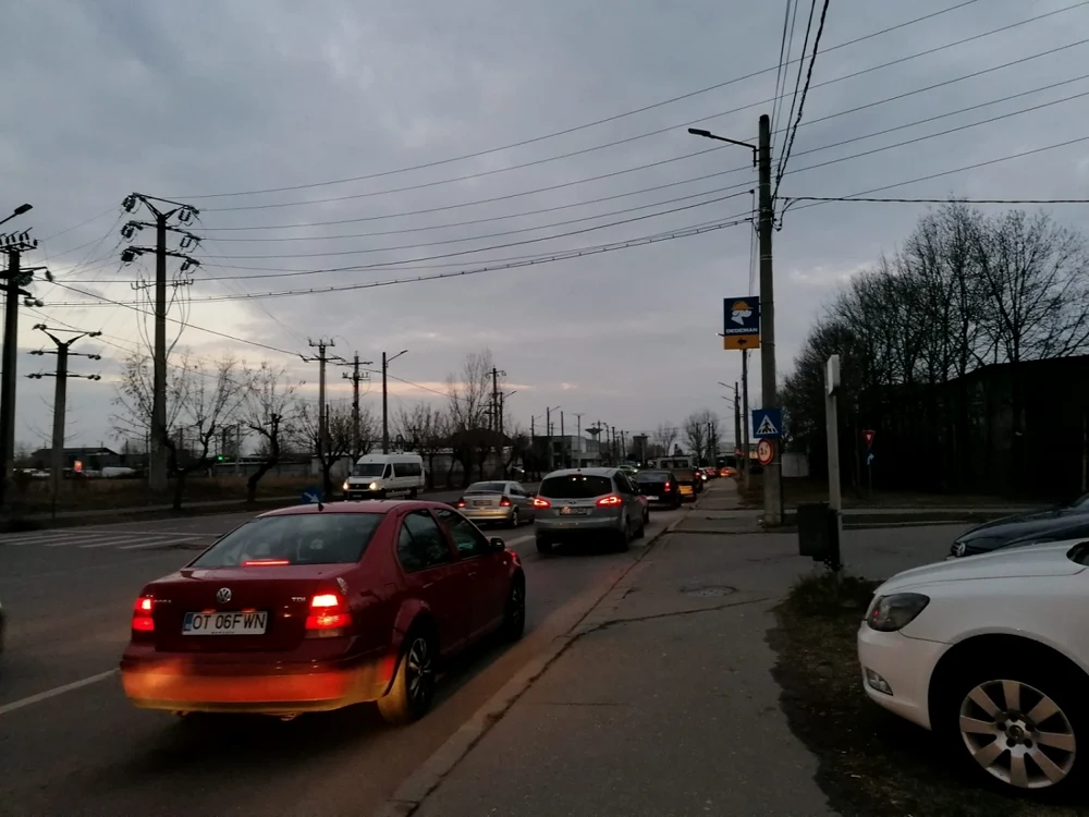 Coadă la benzinărie