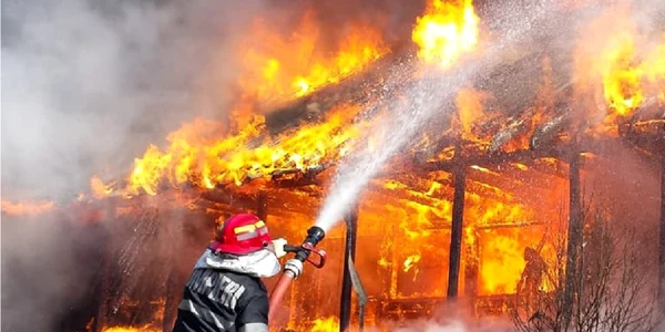 Igsu  flacari incendiu