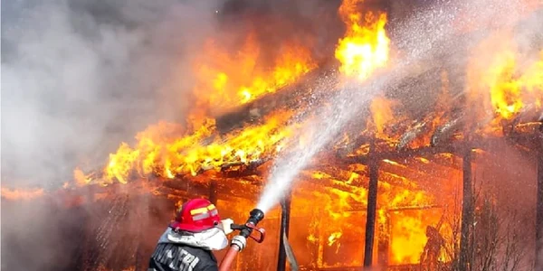 Igsu  flacari incendiu