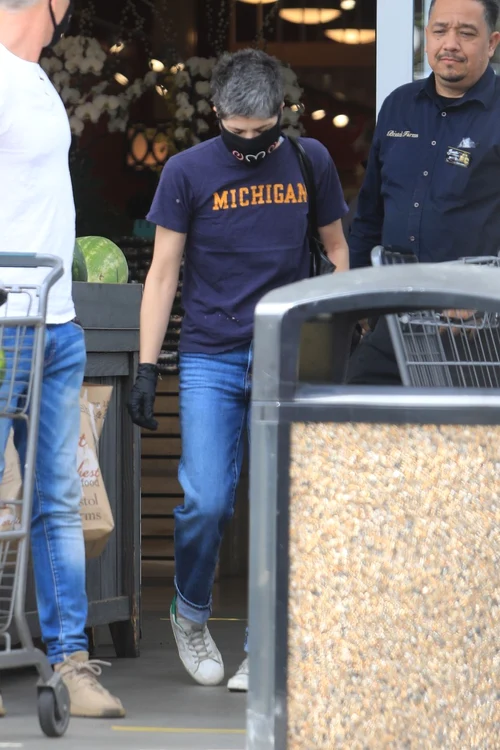 4 selma blair coronavirus 1 jpg jpeg