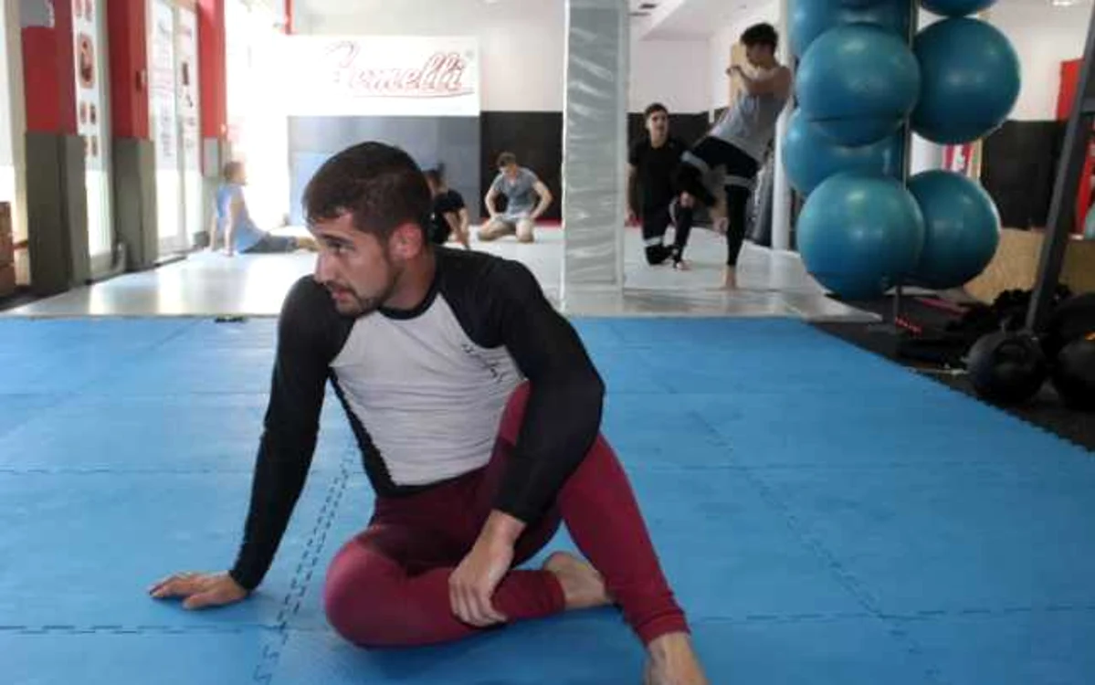 Adrian Vălean, poliţist de frontieră şi luptător MMA FOTO Adrian Caraba