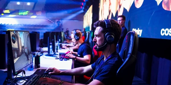Campionatul Mondial de Esports de la Iasi jpg