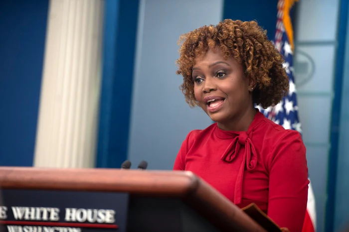 Karine Jean-Pierre a transmis un mesaj dur pentru Donald Trump. Foto EPA-EFE