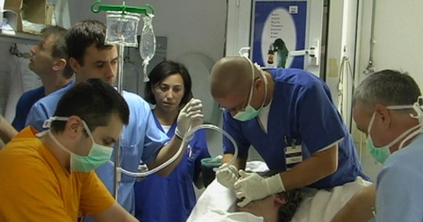 Medicii se aşteaptă la o creştere a tentativelor de suicid din cauza condiţiilor economice