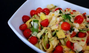 salata de paste cu cruditati jpeg