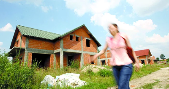 Timişoara: REGIUNEA PE SCURT / Mai multe locuinţe construite