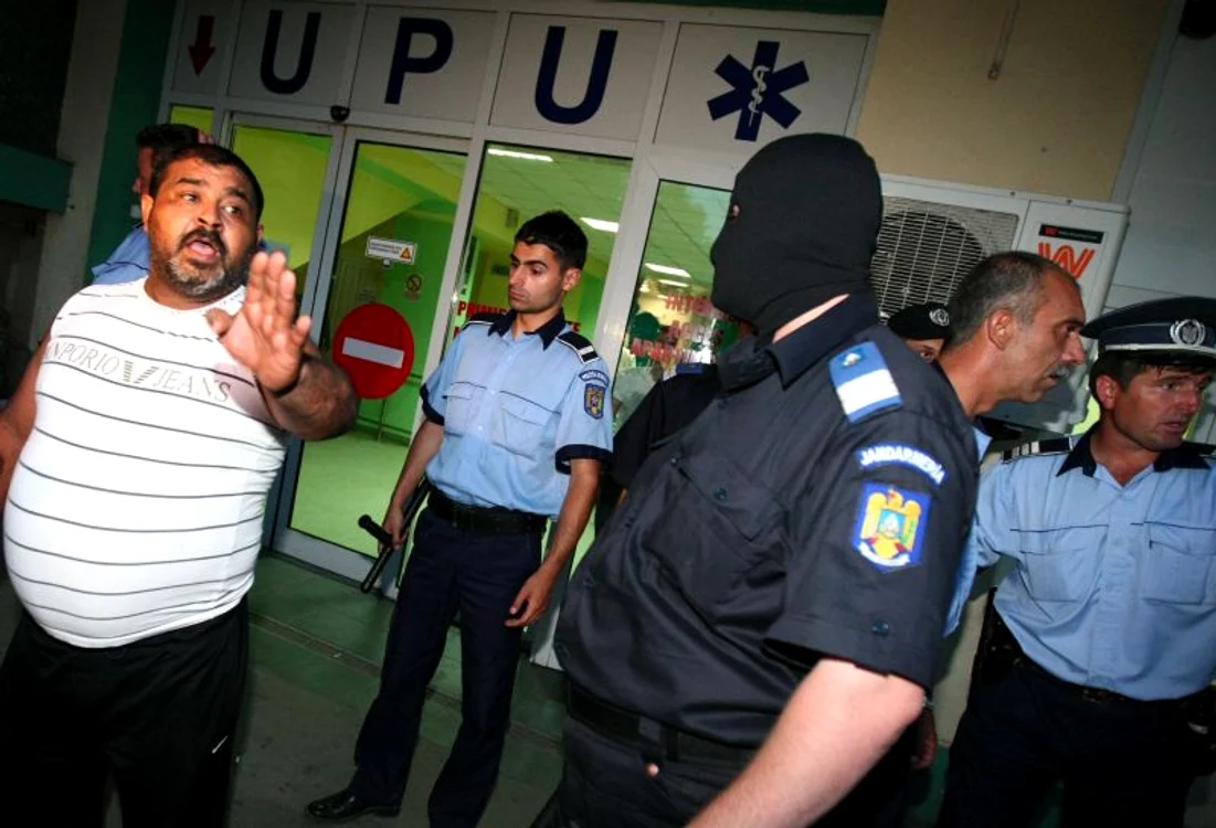 Craiova: Interlopii din Oltenia fac legea chiar şi la spital.