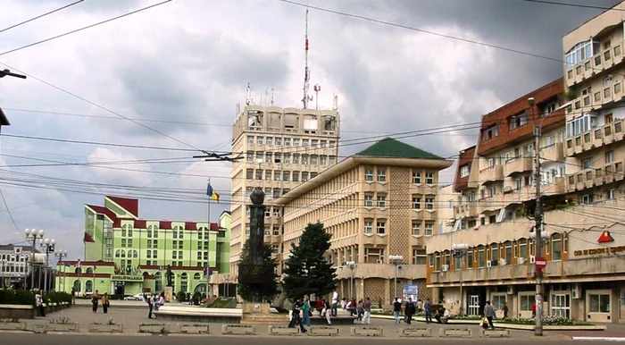 Piaţa Prefecturii din Târgovişte