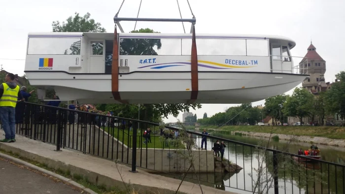 "Decebal"a fost lansat pe Bega FOTO Ştefan Both