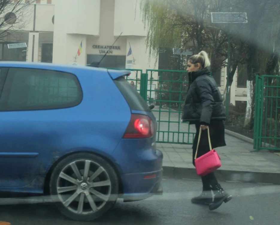Katarina Dyer, fiica Petruţei din prima căsătorie