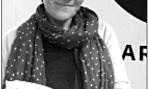 "Specia literară numită «viaţă»"   interviu cu Ioana PÂRVULESCU jpeg